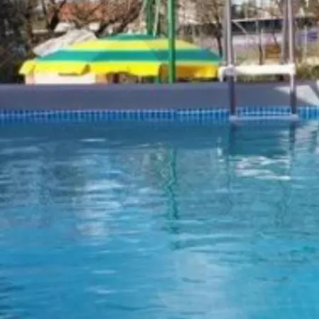 بيت للعطل Village Paradise Murvica (Policnik)